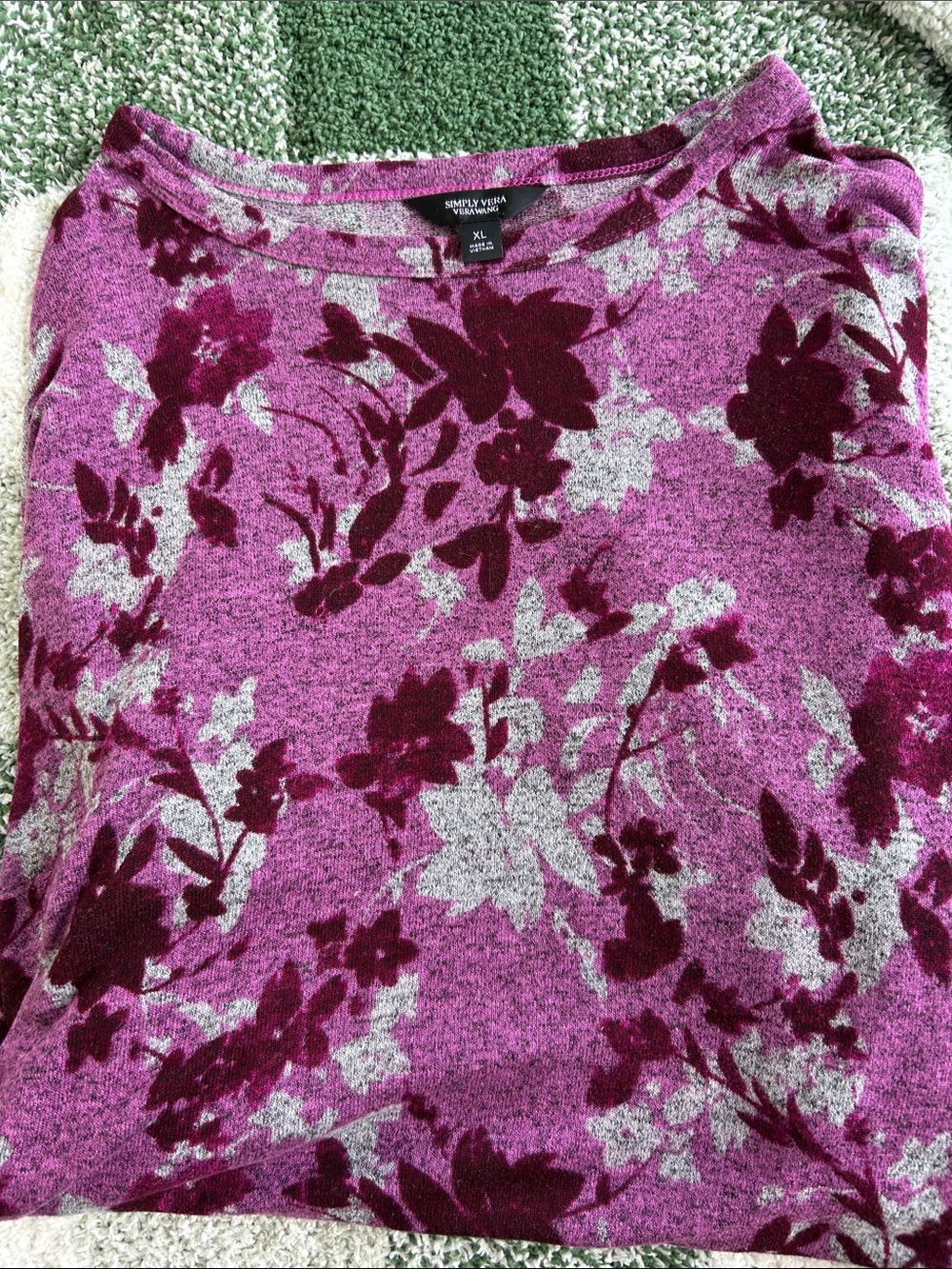 Simply Vera Vera Wang Pink and Burgundy Floral Long Sleeve Top